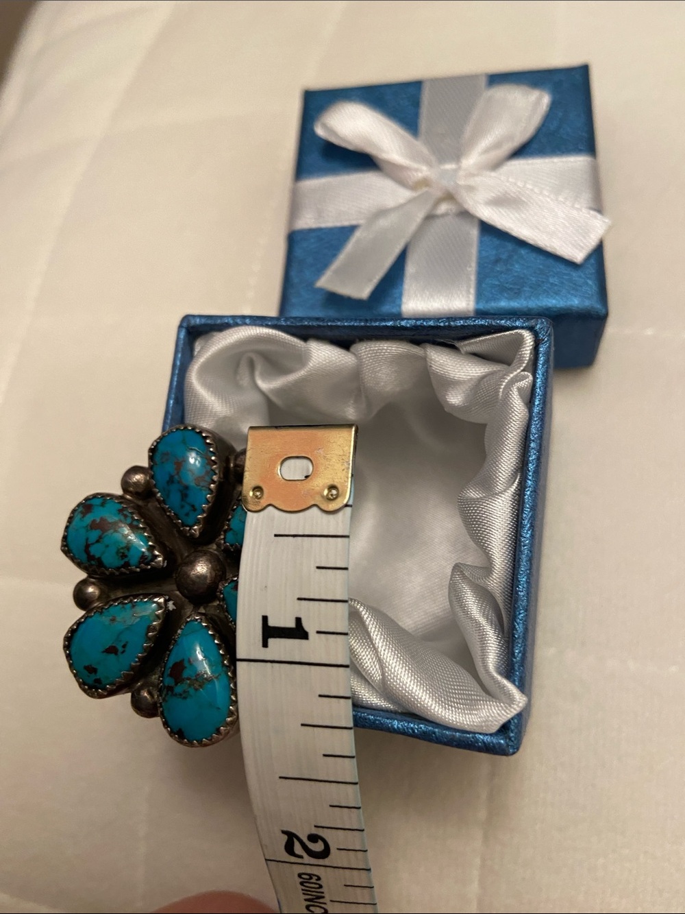 Vintage Native American Turquoise Cluster Flower Ring - Picture 8 of 10